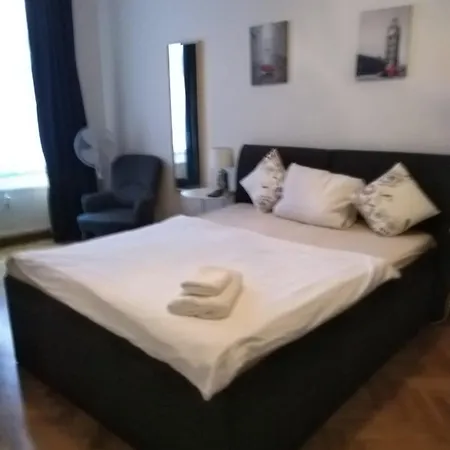 Spacious In The Historic Center